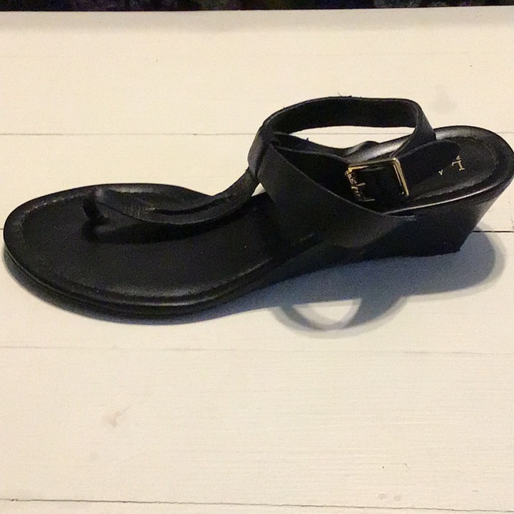 New without tags Lauren wedge sandals.